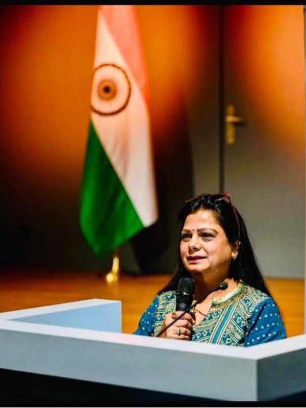 Dr. Ritu Sharma Nannan Pandey